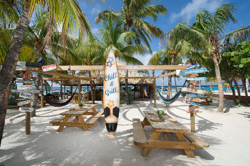« Chill Beach Bar & Grill »