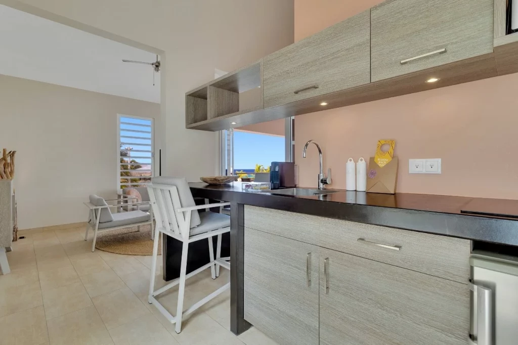 Indalo_Bonaire_Delfins_Appartement1ch-cuisine