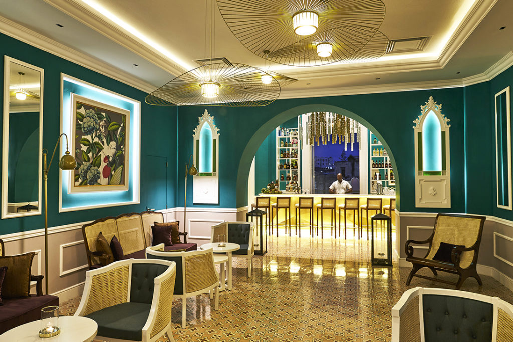 Bar « Constante »
