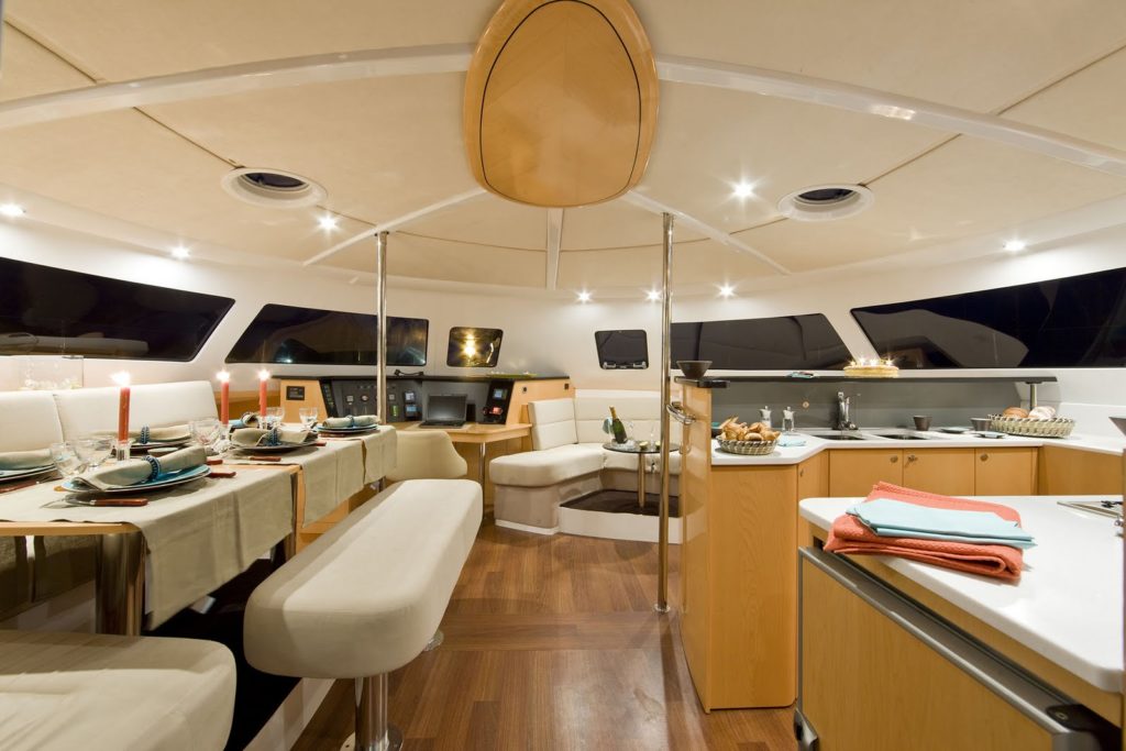 Indalo_Polynesie_Croisiere_Aquatiki_Cata4_Interieur